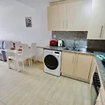 V&V Lloret- Apartamento Nalu En Pleno Centro De Lloret!