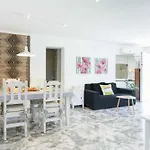 Villa Rossello, 8 Pers, Lloret De Mar