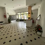 Piso Reformado Con Terraza, Piscina, 3 Minutos De Playa De Fenals