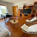 Quiet Apartment Cala Canyellas