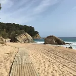 Quiet Apartment Cala Canyellas