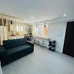 Piso Con Jardin, De Playa Fenals