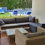 Ainara Luxury