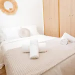 Cl15 Modern And Spacious Villa