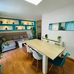 Piso Shic De Playa Fenals Con Terraza Y Piscina