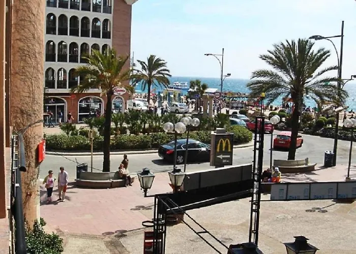 Apartamento Con Terraza Vistas Al Mar