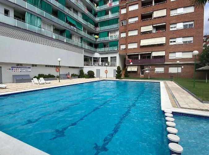 Paradise Family Apartment & Pool