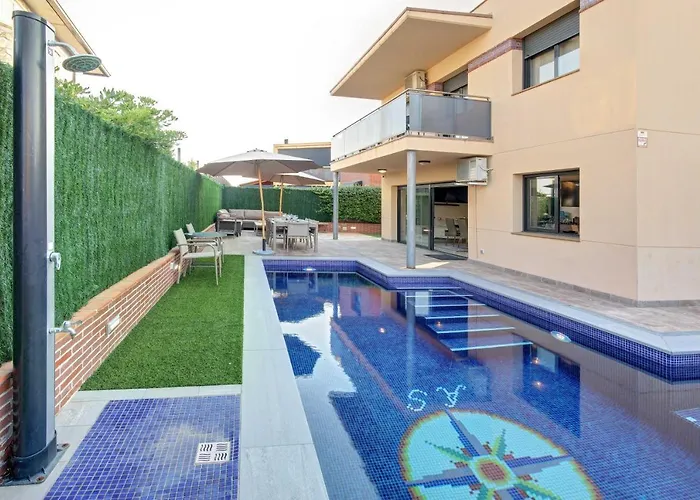 Villa Rioja With Pool & Mountain And Sea View, Only Familys