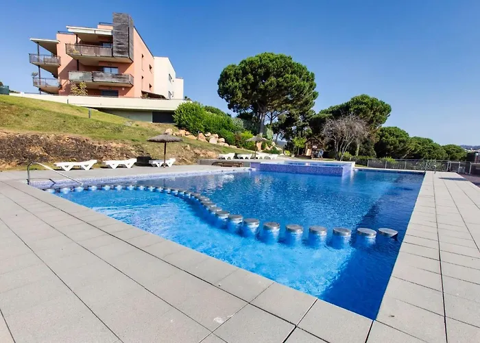 Apartment Lloret Garden By Interhome