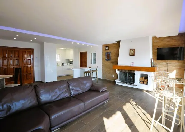 Villa Fluvia: Swimming-Pool, Seaview, 1200M Center And Beach