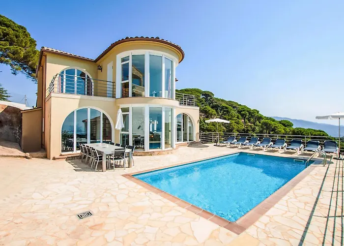 Villa Gaudi By Interhome