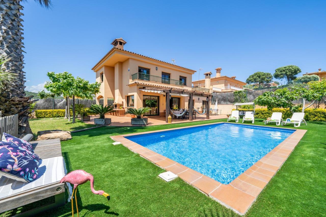 Villa Jaruco Lux, Exclusiva Zona Residencial Con Piscina & Aircon