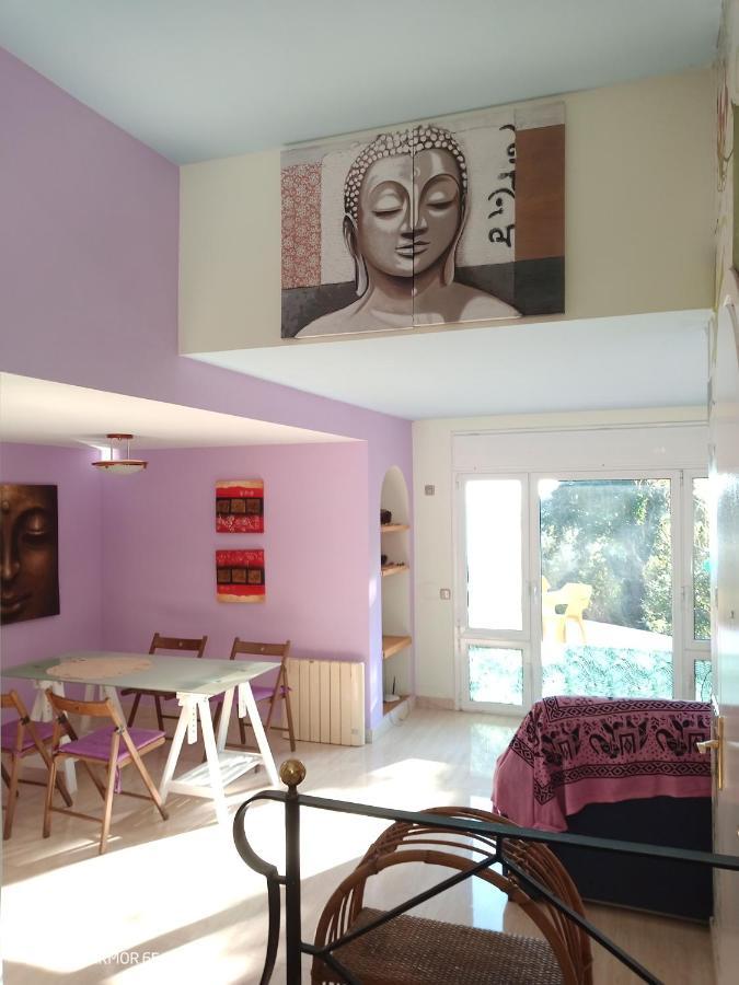 Relax House