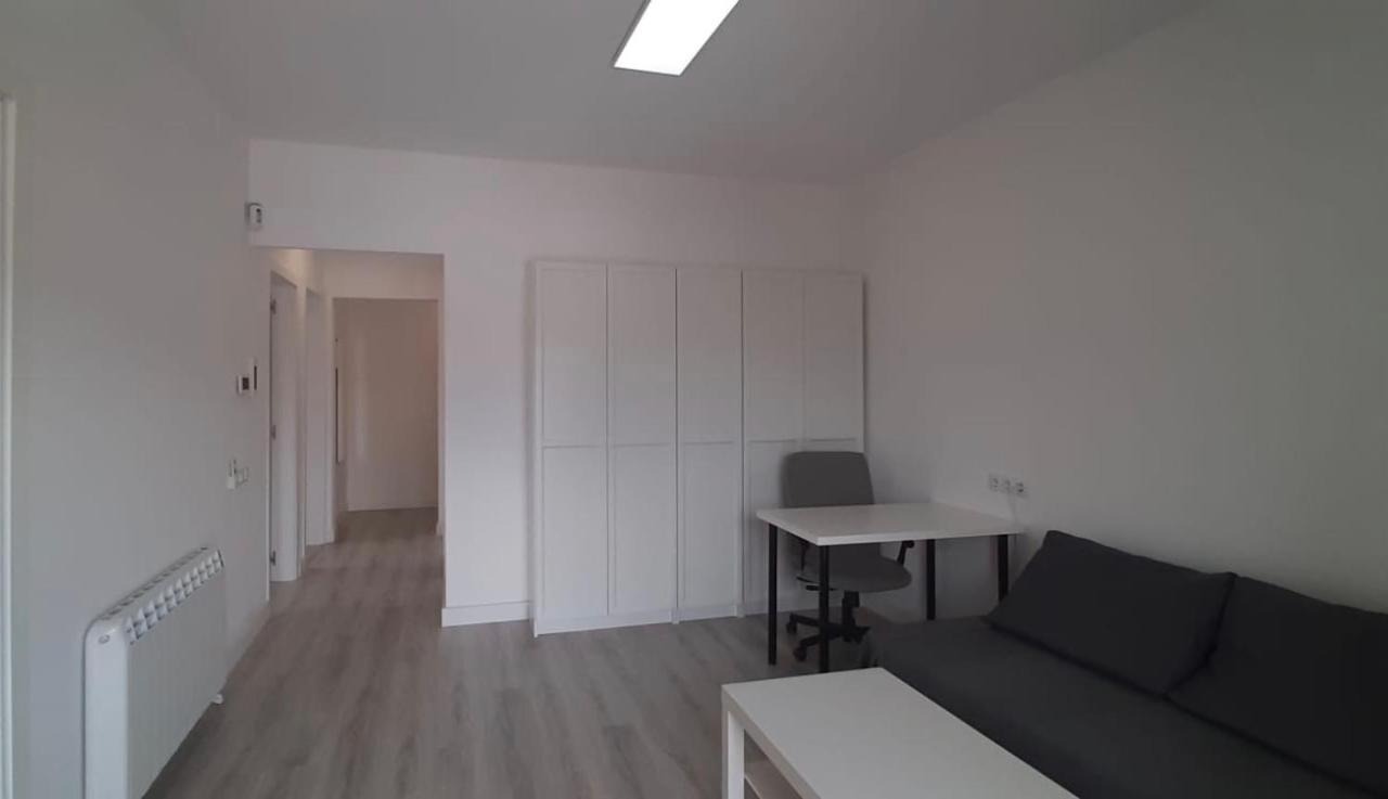 White Apartment *