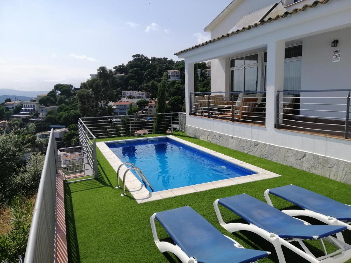 Yaco Villa