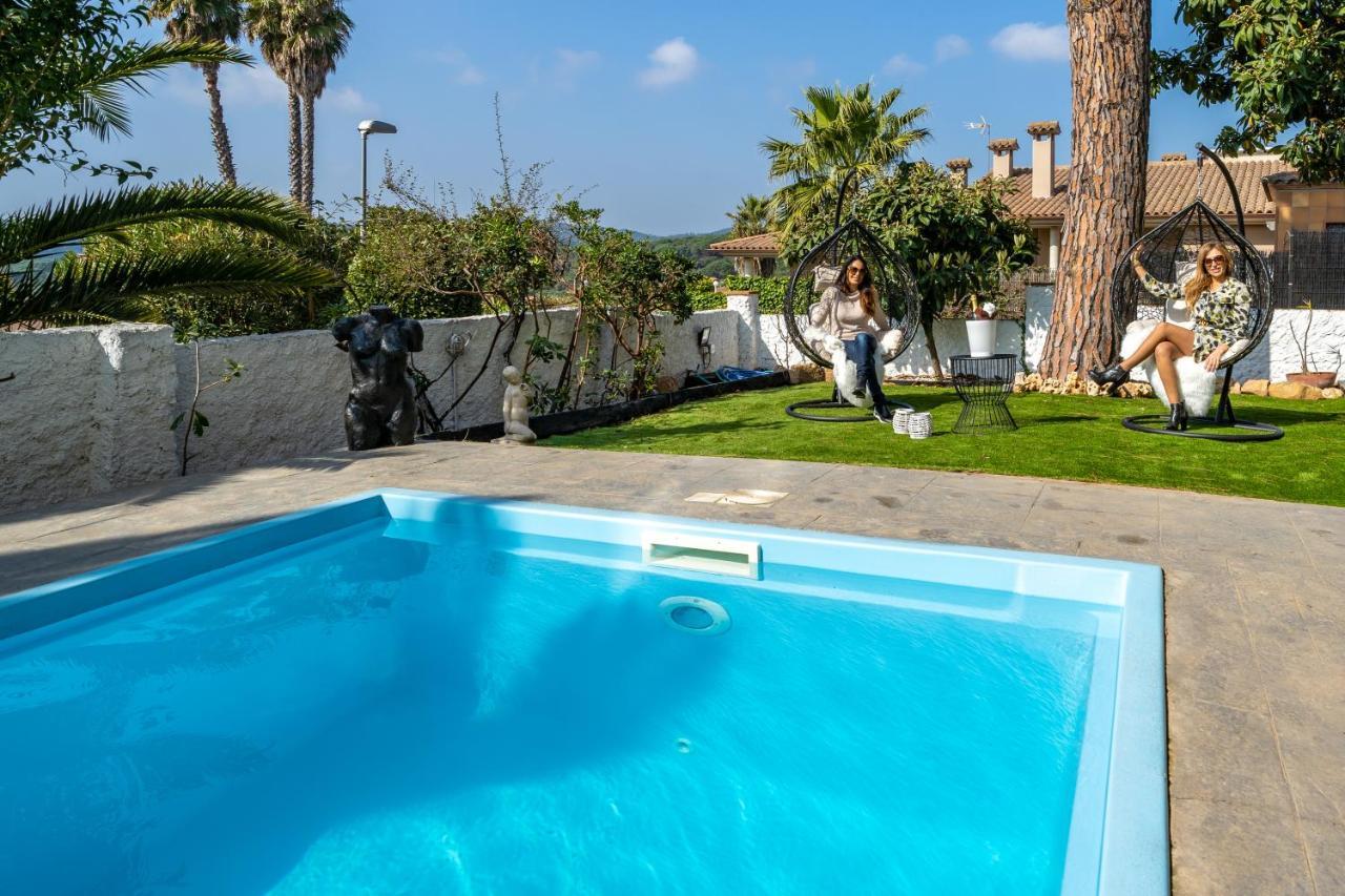 Lux Gallery, Ideal Familias O Grupos Con Piscina & Aircon Villa