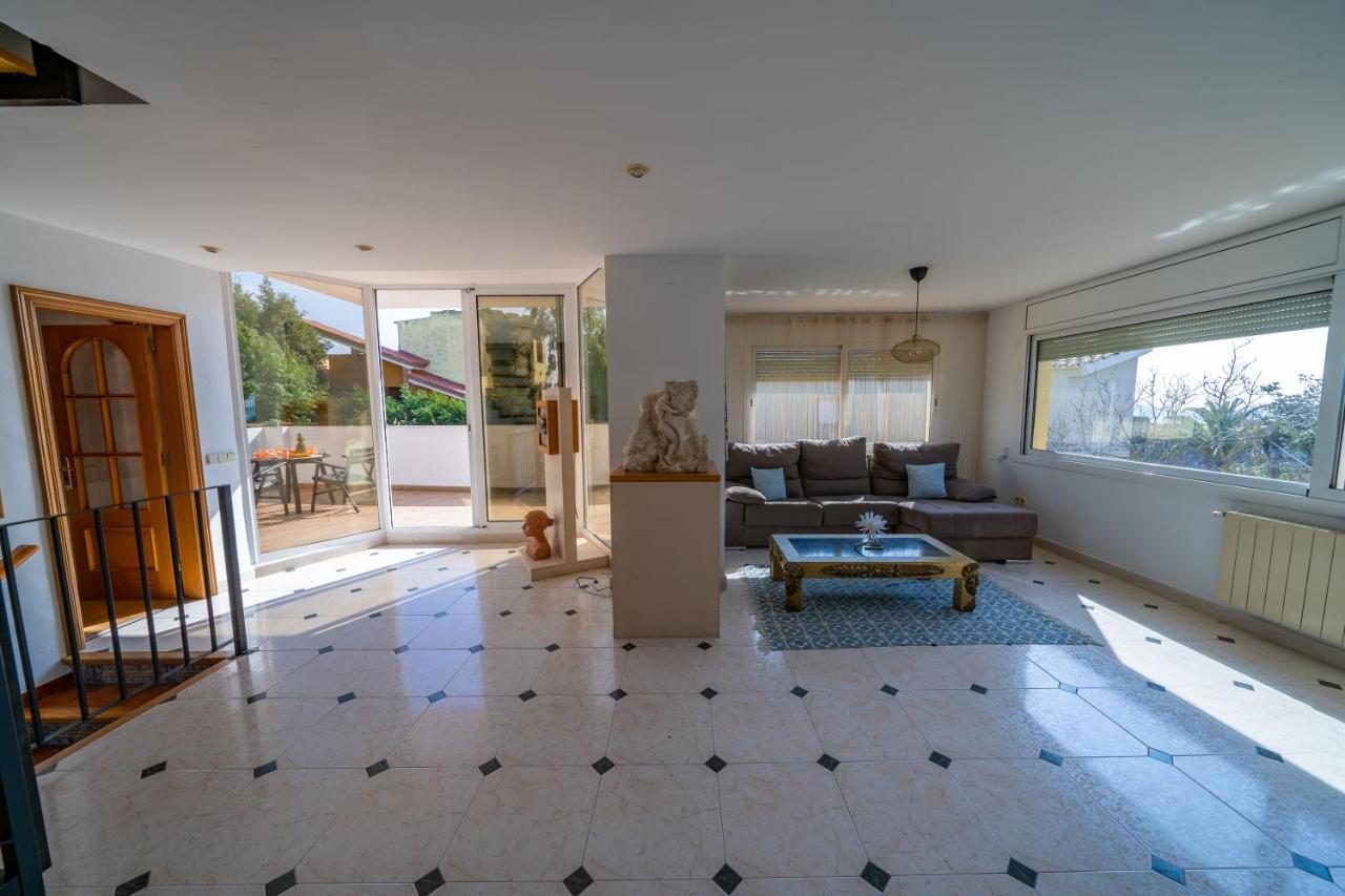 Lux Gallery, Ideal Familias O Grupos Con Piscina & Aircon Villa