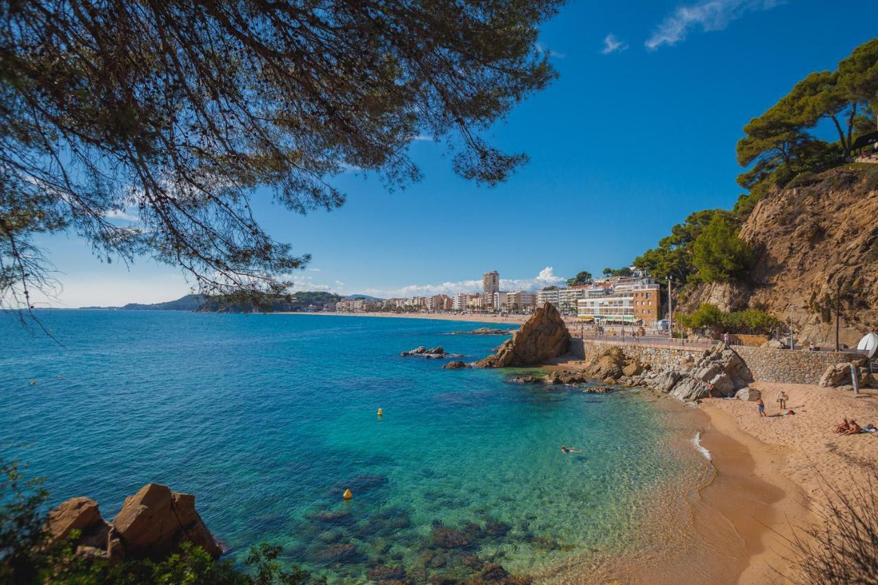 Fantastic 3 Bedroom Apartment, 300m To The Sea *