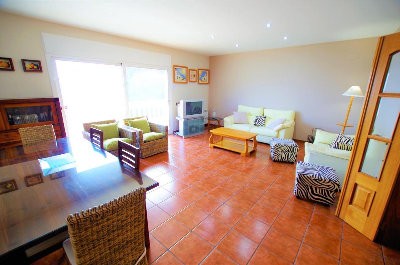 Villa V&v Lloret Sunrise: Spacious 10-person With Pool Near Canyelles Lloret de Mar