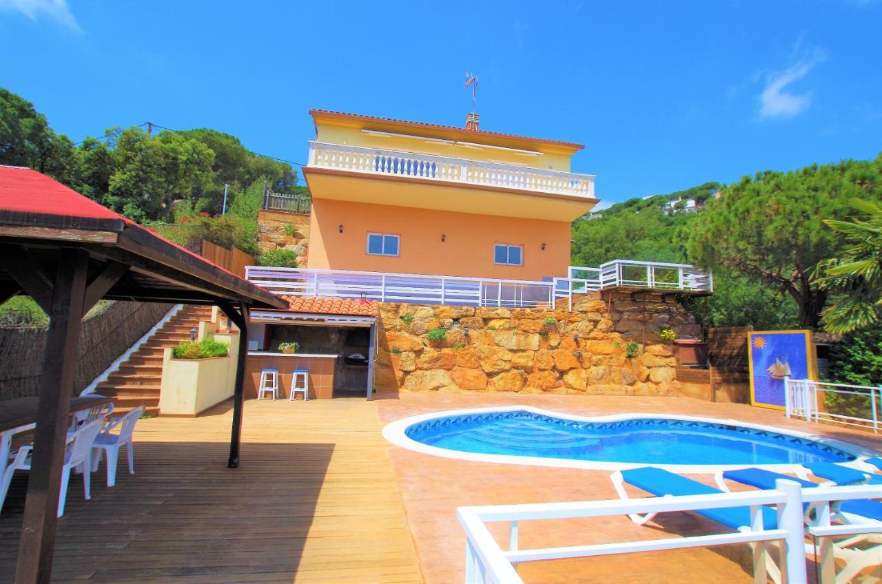 Villa V&v Lloret Sunrise: Spacious 10-person With Pool Near Canyelles *