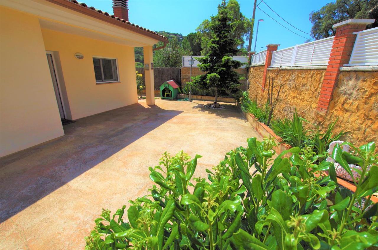 V&v Lloret Sunrise: Spacious 10-person With Pool Near Canyelles Villa
