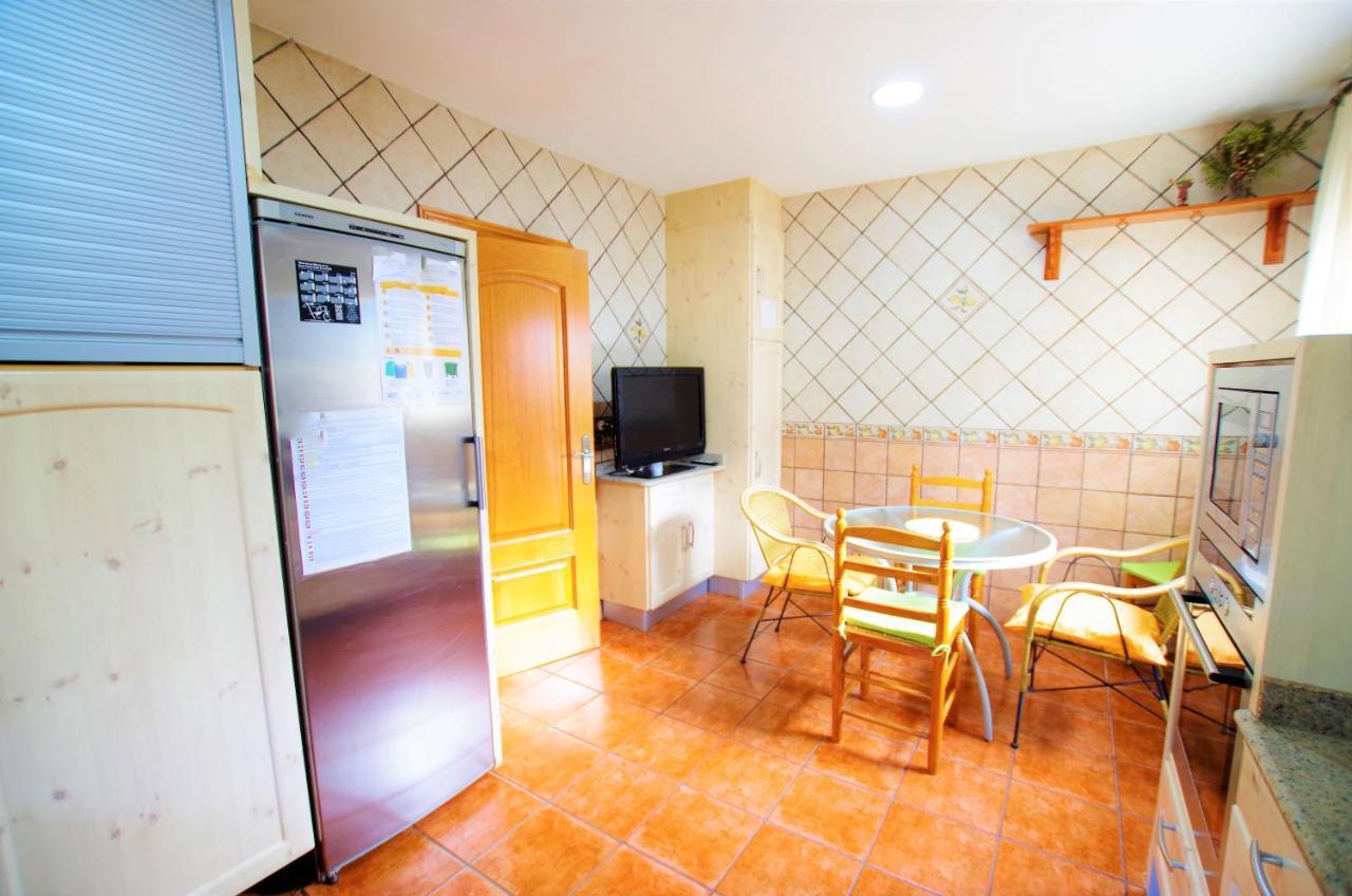 V&v Lloret Sunrise: Spacious 10-person With Pool Near Canyelles * Lloret de Mar