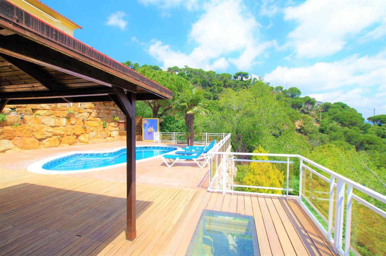 V&v Lloret Sunrise: Spacious 10-person With Pool Near Canyelles Villa