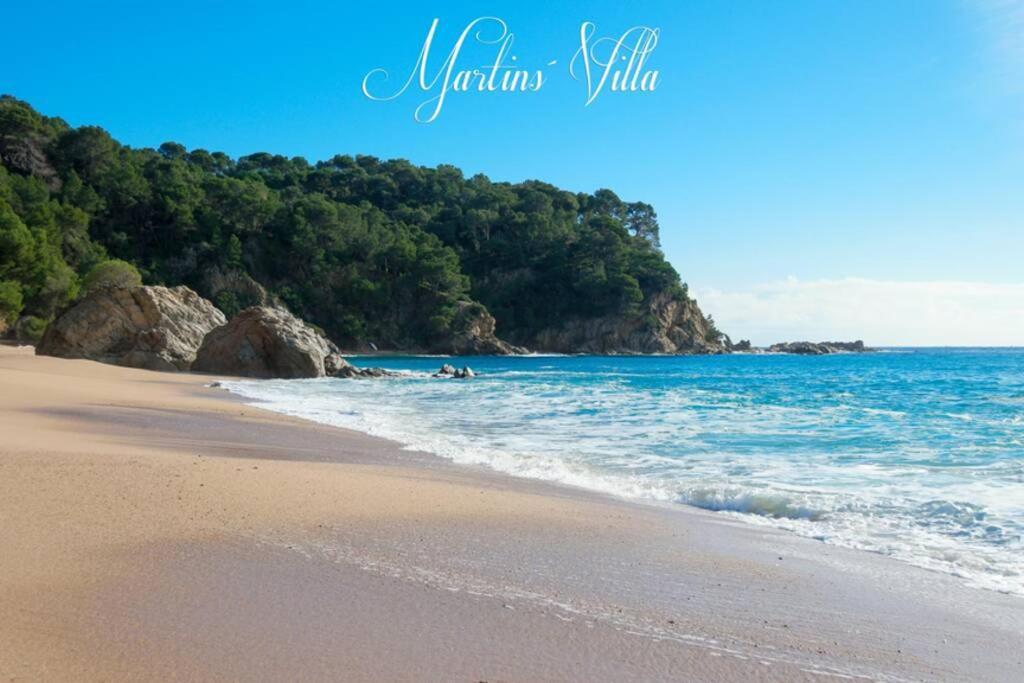 Martin 'S Villa. House On The Beach With Pool Villa Lloret de Mar
