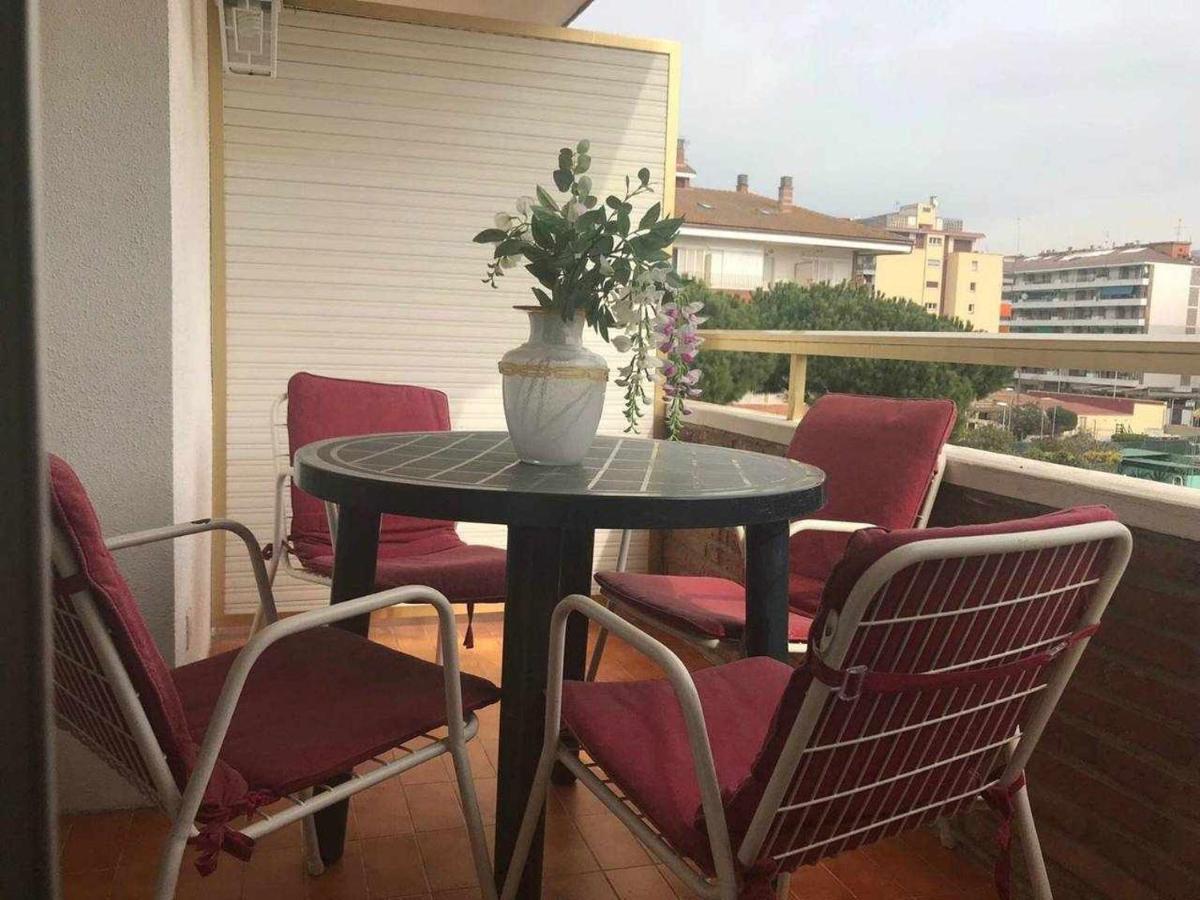 Antillas Con Piscina A Pie De Playa 4 Pax * Lloret de Mar