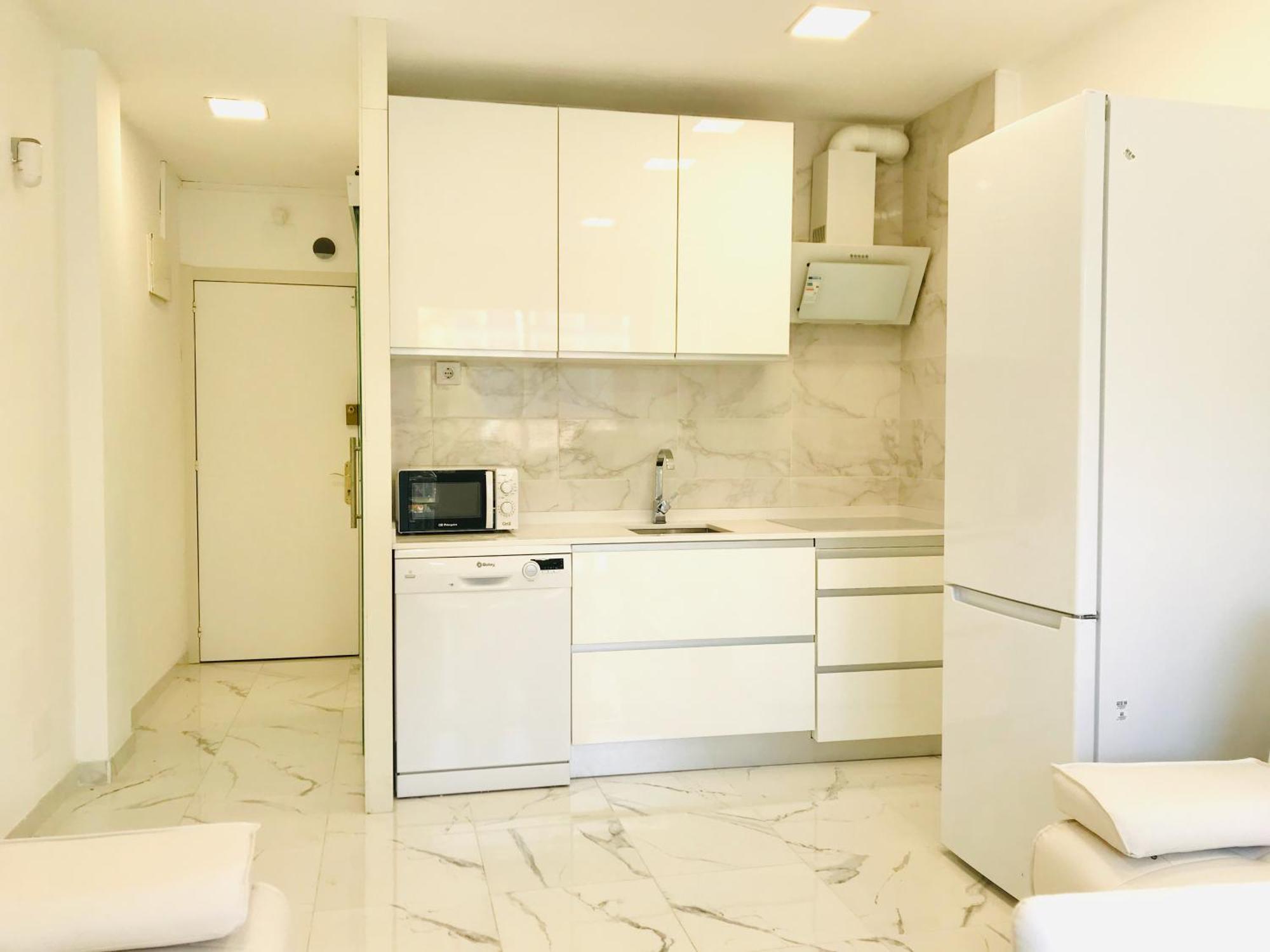 Apartamento Modern And Design Studio Near The With Large Swimming Pools *