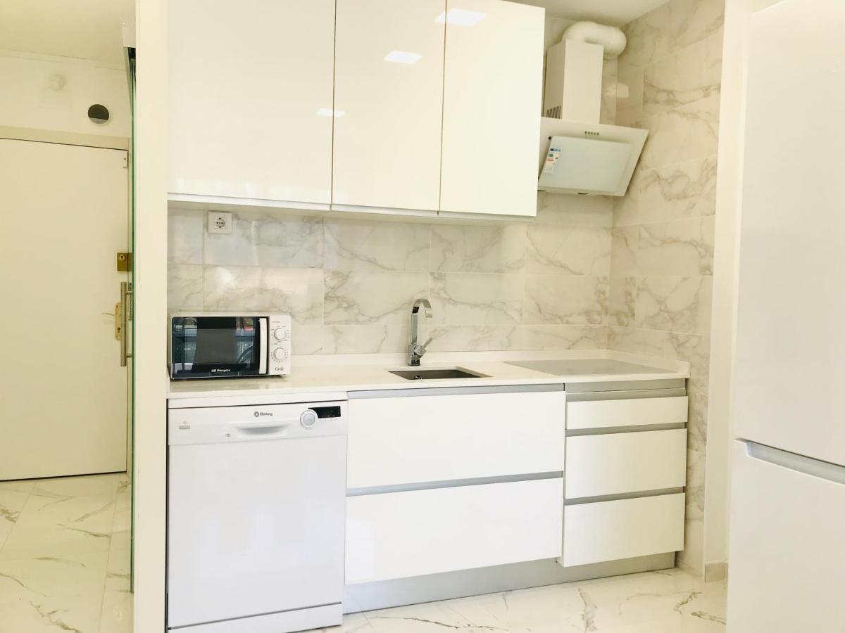 Modern And Design Studio Near The With Large Swimming Pools Apartamento