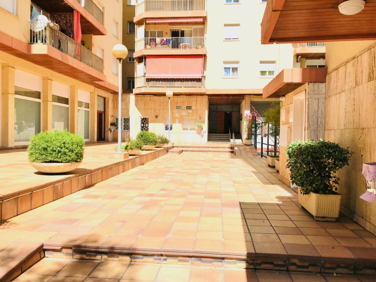 Modern And Design Studio Near The With Large Swimming Pools * Lloret de Mar