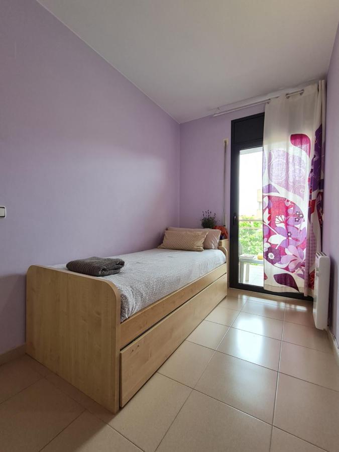Apartment Fantastic 3 Bedroom Apartment, 300m To The Sea *