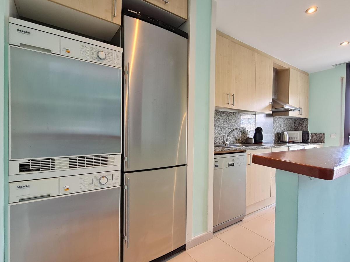 Apartment Fantastic 3 Bedroom Apartment, 300m To The Sea