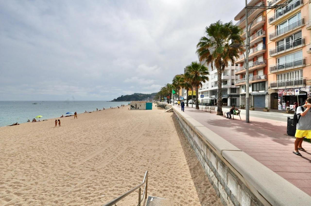 Bond Lloret de Mar