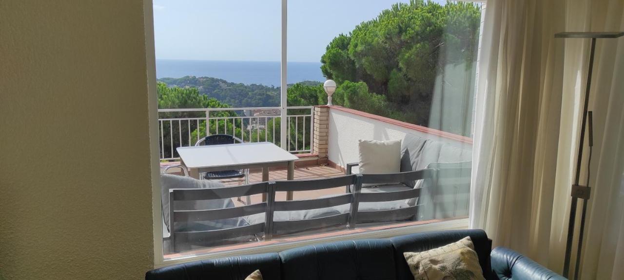 Villa Lloret De Mar- Well-equipped Modern With Pool And Seaview For 10 Persons *