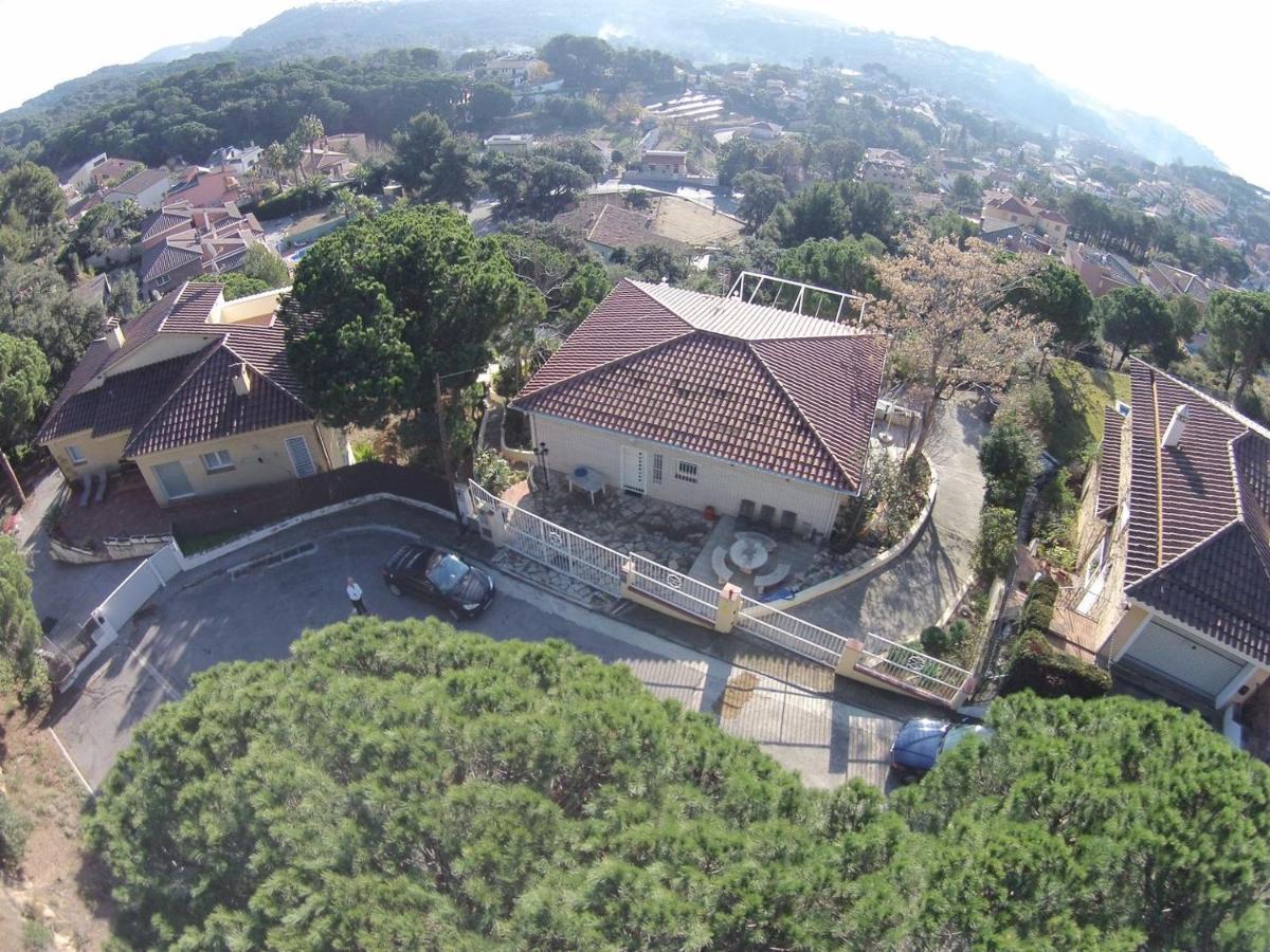 Villa Lloret De Mar- Well-equipped Modern With Pool And Seaview For 10 Persons *