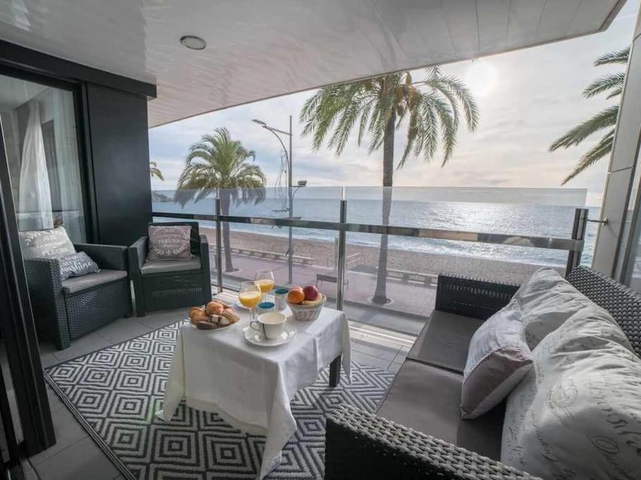 Apartment Lujoso A 1a Linea Del Mar *
