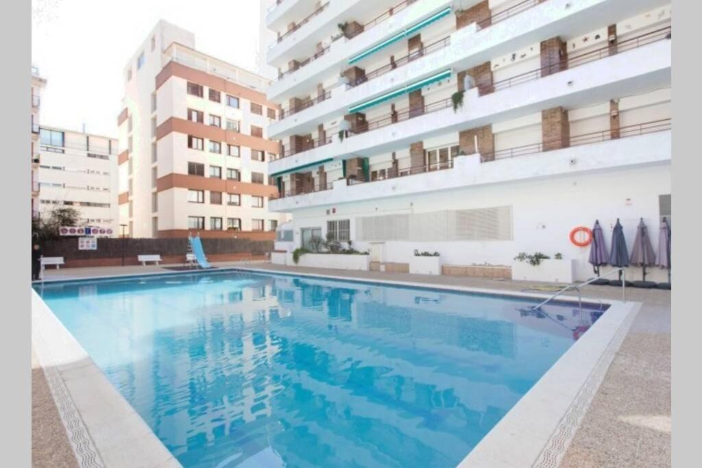 Con Piscina A 2 Minutos De La Playa!!! *