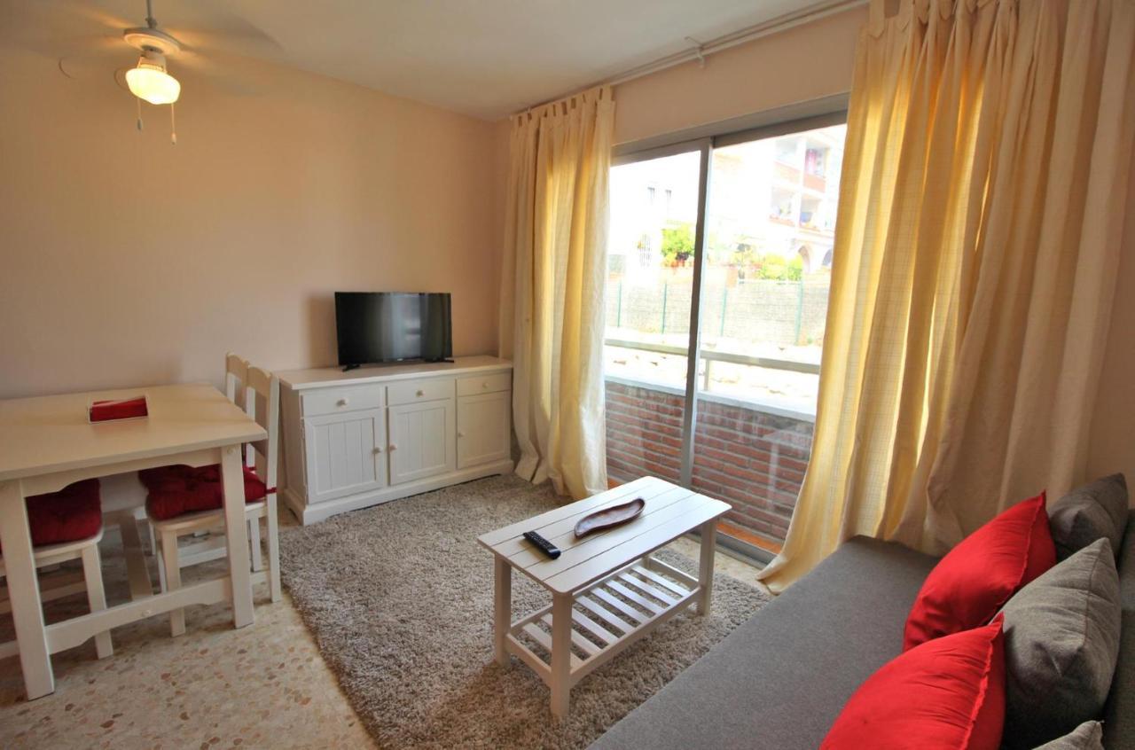 Al14 Estudio A 250 M Playa Fenals, Costa Barava