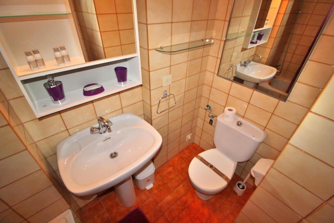 Al14 Estudio A 250 M Playa Fenals, Costa Barava *