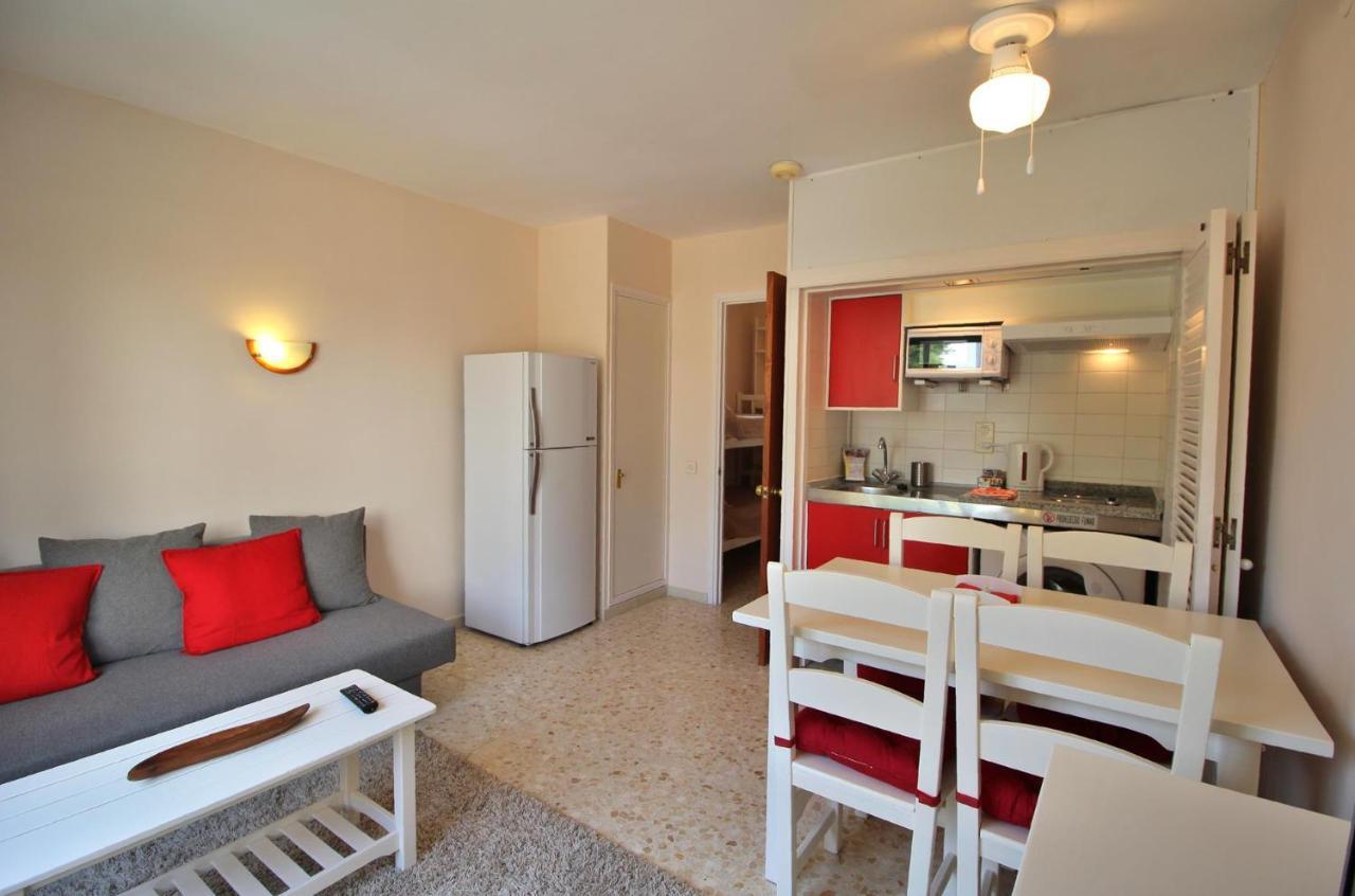 Al14 Estudio A 250 M Playa Fenals, Costa Barava Apartment