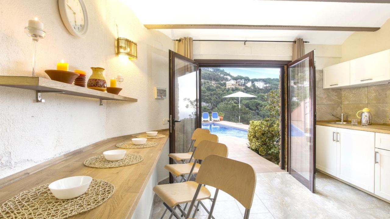 Villa 2 Moni -