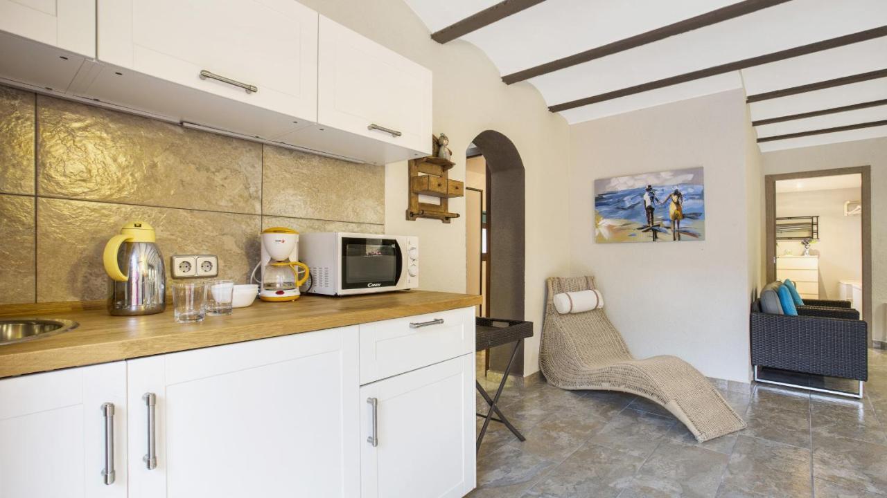 2 Moni - Villa *