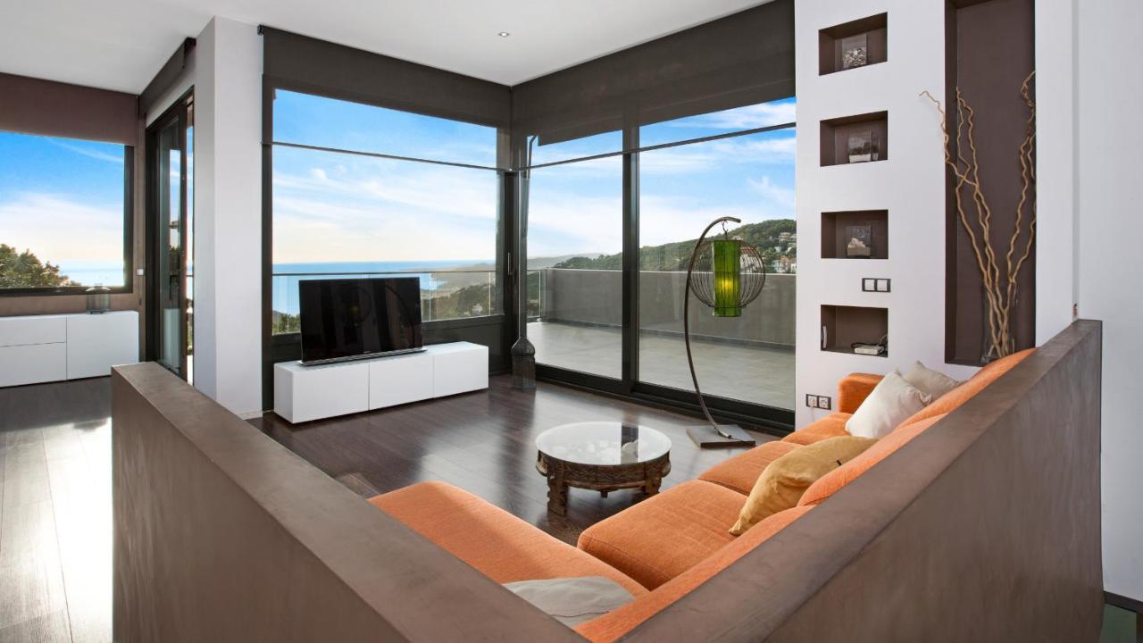 Casta - Villa Lloret de Mar