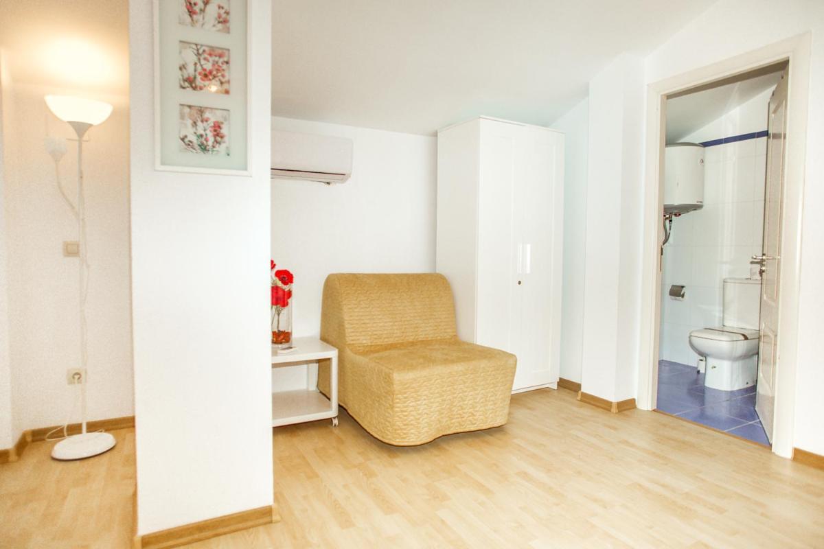 Al28 Duplex En La Playa, Fenals, Costa Brava Apartment *