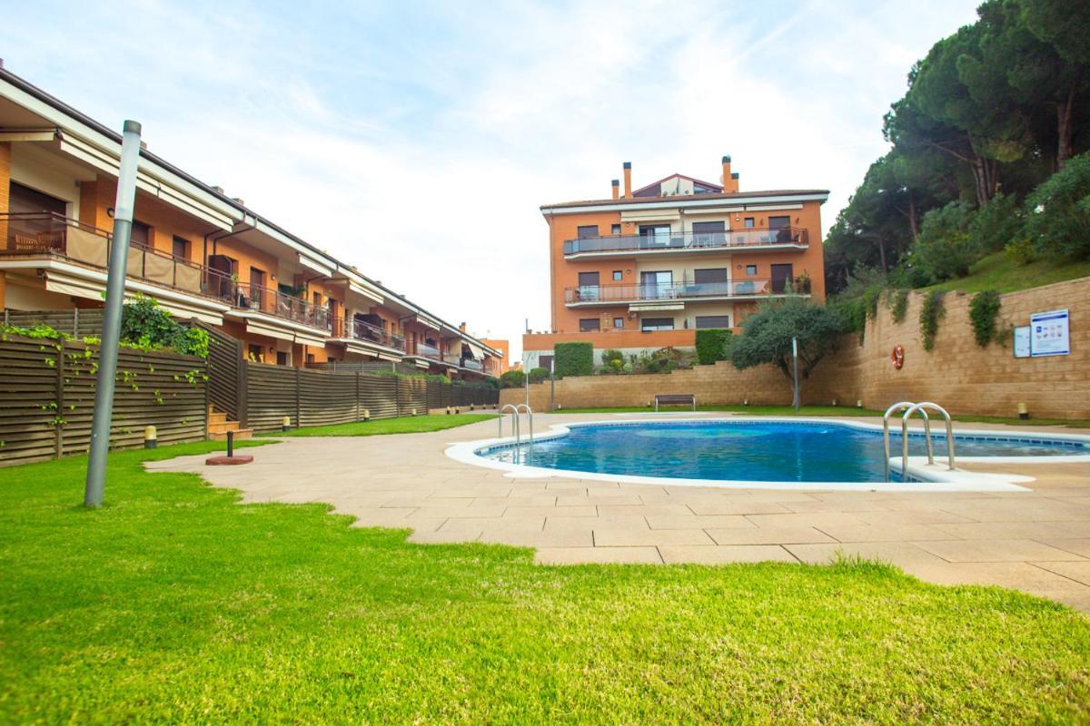 Al28 Duplex En La Playa, Fenals, Costa Brava Apartment