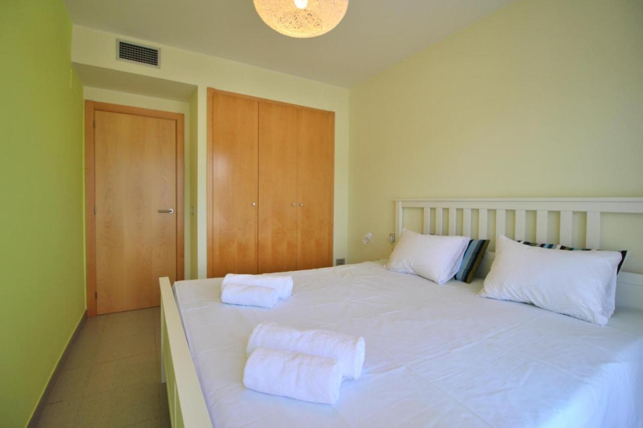 Al20 4 Pax, Playa Fenals, Costa Brava *