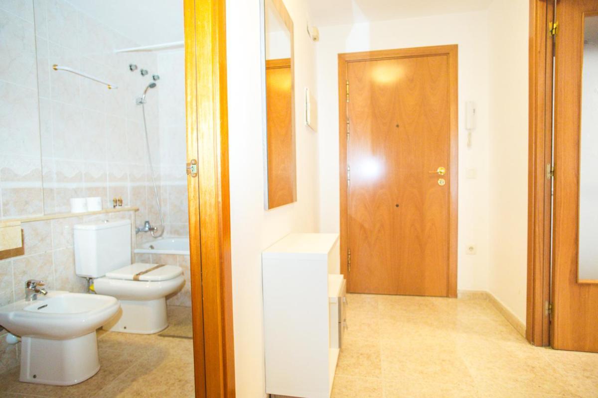 Al29 Playa Fenals Apartment