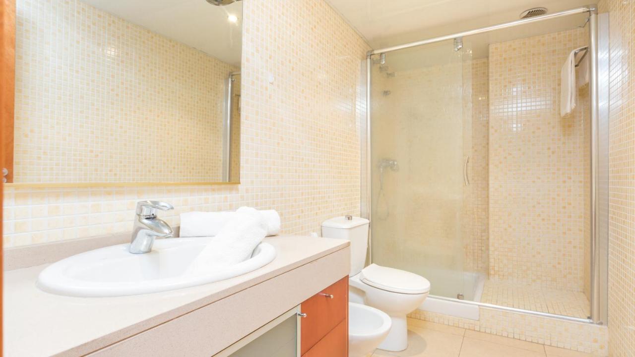 2 Santa Cris - * Lloret de Mar